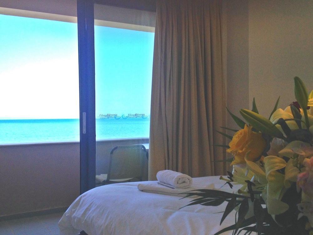 Filoxenia Beach Hotel Rethymno  Екстер'єр фото